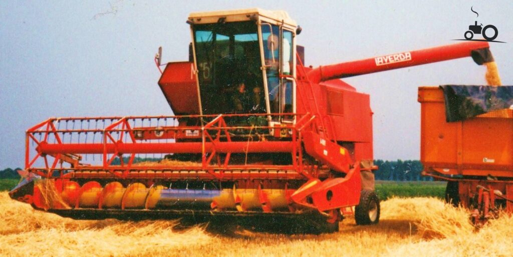 826377-m152-laverda